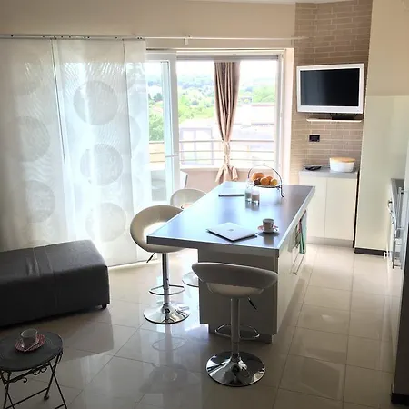 Апартаменты Loft Mit Blick Auf Пула
